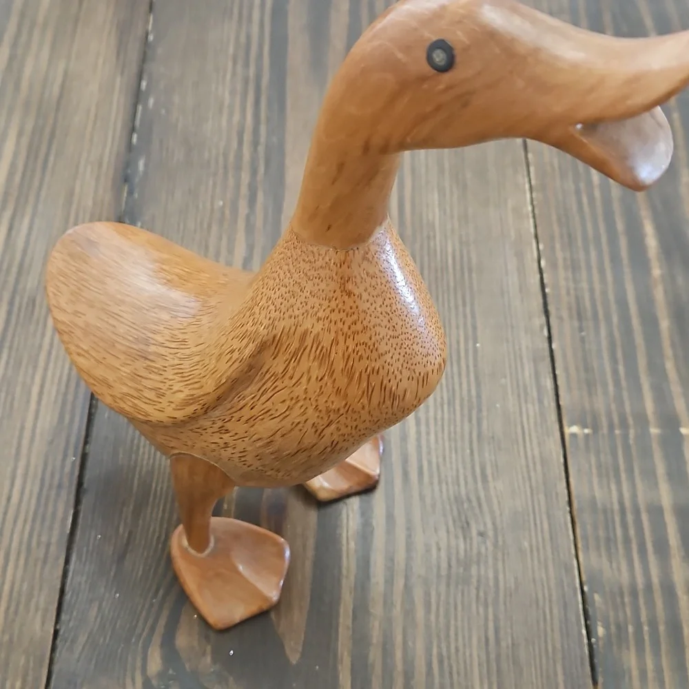 Dcuk Wooden Carved Duck - Picture 2 of 3